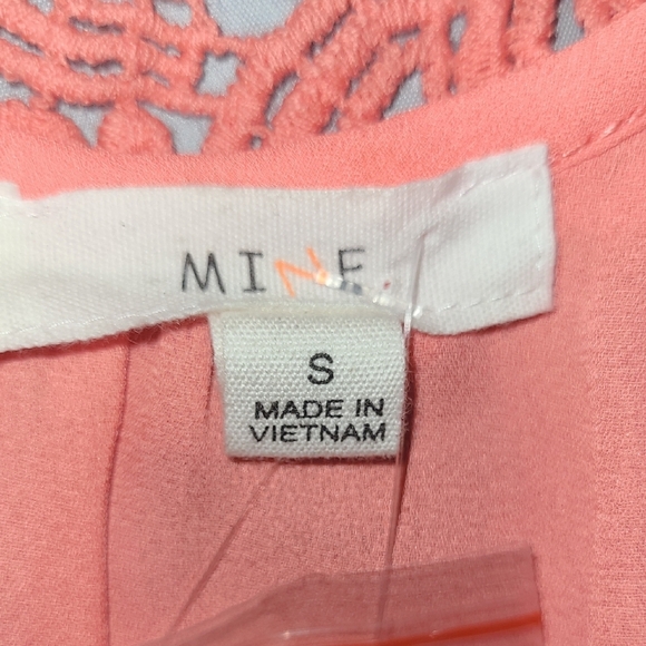 Coral Lace Tank Top Flowy Crew Neck Sleeveless Salmon Peach NEW Boho - Picture 4 of 10